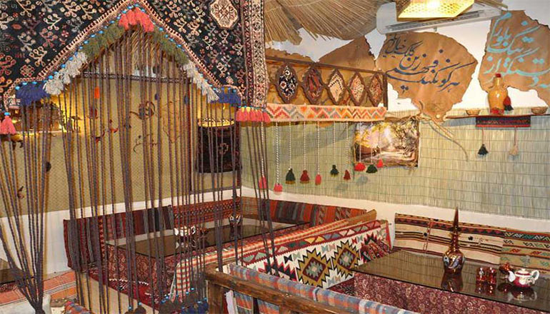 رستوران سنتی خان دایی سفر درخاطرات